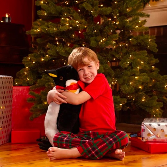 Melissa & Doug Giant Pinguin plush - Picture 3 of 14